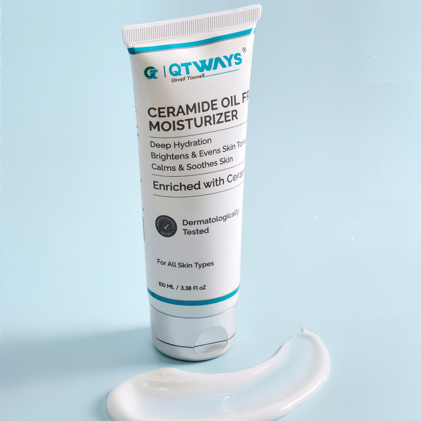 Qtways Ceramide Oil-Free Moisturizer with a rich cream texture, formulated with ceramides for skin barrier repair and deep hydration, helping to brighten and soothe all skin types.